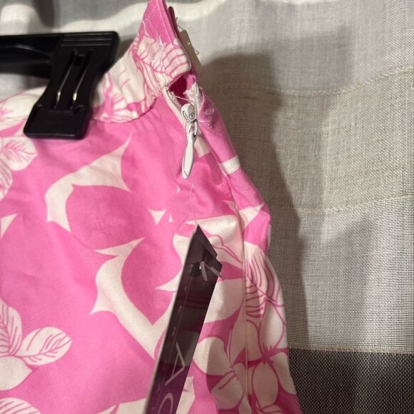 AGB Hawaiian print skirt size 14 pink and white hibiscus stretch NWT - Picture 5 of 8